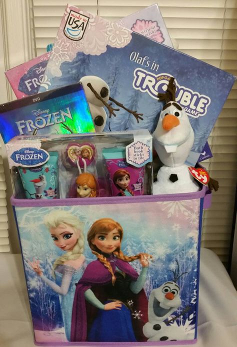 Check out this item in my Etsy shop https://www.etsy.com/listing/211625937/disney-frozen-gift-basket-1 Disney Frozen Gift, Chinese Auction, Fundraiser Raffle, Frozen Gifts, Baby Easter Basket, Homemade Gift Baskets, Auction Baskets, Girl Gift Baskets, Vday Gifts