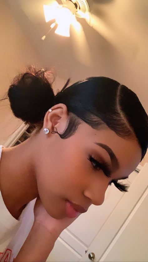 Big Hair Bands, Natural Hair Bun Styles, Girl Hair Colors, Edges Hair, Slicked Back Hair, Natural Hair Styles Easy, Slick Hairstyles, Hair Ponytail Styles, Ponytail Styles