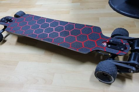 Skateboard Racks Diy, Diy Electric Skateboard, Outdoor Roller Skates, Electric Skateboard Kit, Skateboard Gear, Longboard Trucks, Longboard Design, Longboard Decks, Skateboard Bearings