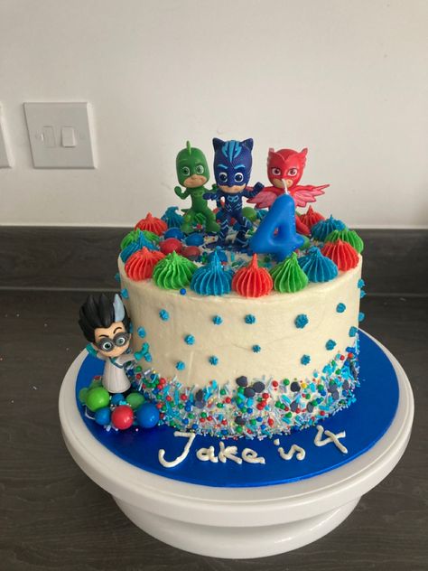 Pjs Masks Birthday Cake, Pj Mask Cake Ideas, Pj Mask Birthday Cake, Frozen Birthday Cupcakes, Pj Mask Cake, Spidey Cake, Pj Masks Birthday Cake, Cake Receipe, Pj Masks Birthday Party