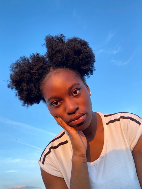 Black girl Curly hair Space bun hairstyle on natural 4c hair clear blue sky background summer High Space Buns, Curly 4c Hair, Protective Hairstyle Ideas, Hair Space Buns, Space Buns, Protective Hairstyle, New Year New Me, Bare Face, 4c Hair