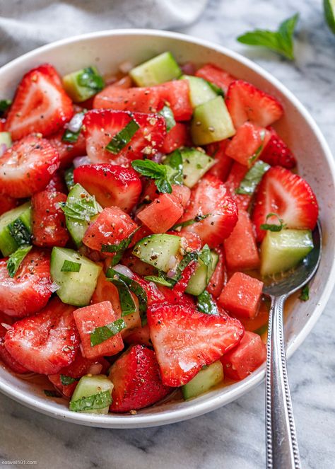 Cucumber Strawberry Salad- #strawberry #salad #recipe #eatwell101 - This watermelon salad with cucumber and strawberry is the perfect summer side to serve with grilled chicken or steak. - #recipe by #eatwell101® Cucumber And Strawberry Salad, Salad Recipes With Cucumber, Chicken And Cucumber Recipes, Easy Strawberry Salad Recipe, Strawberry Banana Salad, Watermelon Strawberry Salad, Cucumber Ideas, Easy Strawberry Salad, Summer Salads Recipes