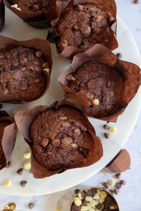 Triple Chocolate Muffins! Janes Patisserie Muffins, Janes Patisserie Cupcake, Triple Chocolate Muffins Recipe, Triple Chocolate Cupcakes, Chocolate Muffin Recipe Easy, Jane Patisserie, Best Muffin Recipe, Choc Muffins, Triple Chocolate Muffins