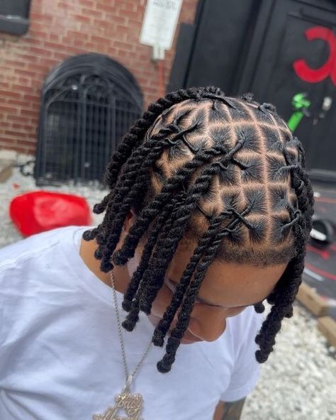 Mens Dreadlock Styles, Dreads Hairstyles, Dread Styles, Cornrow Hairstyles For Men, Braids For Boys, Tapered Hair, Dreadlock Hairstyles For Men, Feed In Braids Hairstyles, Two Strand Twist