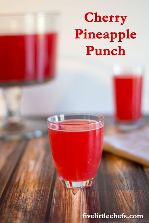 Slow Cooker Drinks, Cherry Punch, Party Punch Recipe, Easy Party Punch, Adventures With Kids, Moist Lemon Cake, Kid Friendly Drinks, Party Punch Recipes, Easy Foods