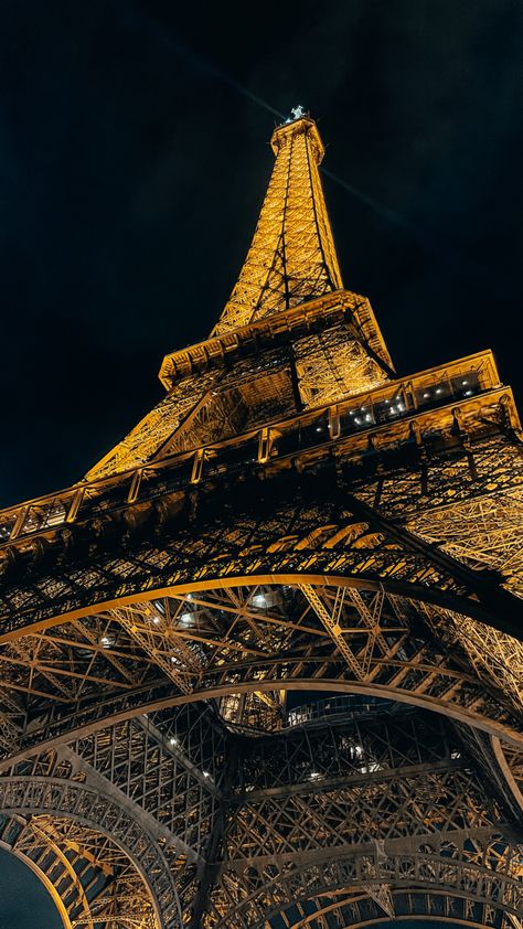 Torre Eifel Paris Aesthetic, Paris France, Owls, Aesthetic Wallpapers, Monument, Designer Wallpaper, Tower, Wallpapers, Paris