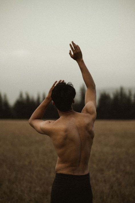 Back Poses Photography Men, Man Raising Hand, Nature And Human Photography, Man Reaching Out Pose Reference, Men In Nature Aesthetic, Male Yoga Aesthetic, Male Back Photography, Back Pictures Men, Man Reaching Out Pose