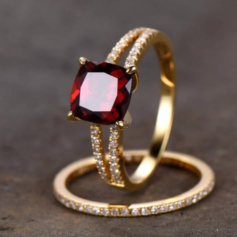 Radiant Rings, Ruby Wedding Rings, Garnet Engagement Ring, Leaf Engagement Ring, Ruby Rings, Ring Trends, Black Diamond Engagement, Black Diamond Ring Engagement, Gold Ring Designs