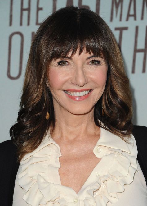 Mary Steenburgen is an American actress, comedian, singer, and songwriter. Mary Steenburgen, Celebrities Then And Now, Round Watch, Stars Then And Now, Comedy Films, To The Future, I Love Girls, Back To The Future, Feeling Happy