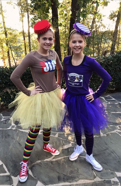 Peanut butter and jelly costume diy Pb&j Costume Diy, Peanut Butter Costume Diy, Pb&j Costume, Peanut Butter And Jelly Costume Kids, Peanut Butter And Jelly Halloween Costume, Butter Costume Diy, Diy Peanut Butter And Jelly Costume, Easy Costume Ideas For Women Diy, Peanut Butter Jelly Costume