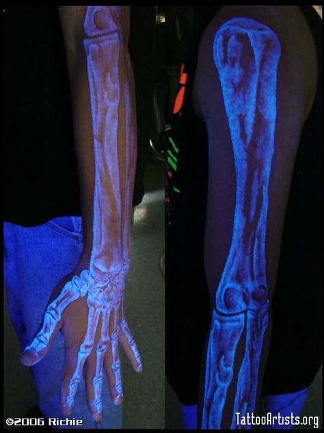 x-ray-white-ink-tattoo Dark Star Tattoo, Dark Tattoos For Men, Anatomical Tattoos, Black Light Tattoo, Skeleton Arm, Violet Tattoo, Uv Tattoo, Light Tattoo, Bone Tattoos