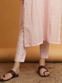 Latest and beautiful trouser designs, new trouser bottom designs. #trousers #trousersdesign #Pakistanidress #fashion Pencil Pants Design For Kurti, Designer Dresses Indian Fashion Weeks, Pants Design For Kurti, Eid Dresses Pakistani, Kurti White, Trouser Pants Pattern, Design For Kurti, Pink Kurti, Asymmetric Kurta