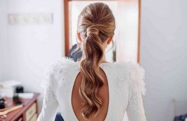 Ponytail Bridal Hair, Wedding Reception Hairstyles, Ponytail Wedding, Wedding Ponytail Hairstyles, Fancy Ponytail, Wedding Hair Bangs, Bridal Ponytail, Side Ponytail Hairstyles, Wedding Ponytail