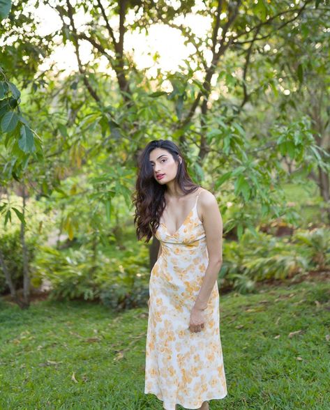 Athiya Shetty, Girl Gang, Bollywood Actress, Fashion Models, Halter Dress, Most Beautiful, Slip Dress, Actresses, Actors