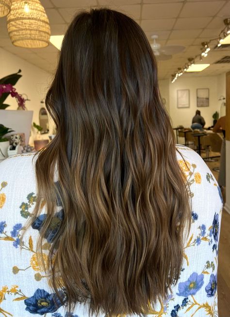 Carmel swirl 🤎✨

Hand painted balayage by our stylist: styled.by.aut 

Schedule your next appointment with us just give us a call at 910.799.5777 🩷
•
•
 #saltysalonilm #uncw #wilmingtonnc #wilmingtonhair #nchairstylist #hairstylist 
 #livedinblonde #livedincolor #balayage #highlights #frenchcut #extensionspecialist
#bronde #handtiedhairextensions #saltyluxeextensions #hairextensions 
#keratin #keratintreatment Hand Painted Balayage, Painted Balayage, French Cut, Wilmington Nc, Balayage Highlights, A Call, Keratin, Balayage, Hair Extensions