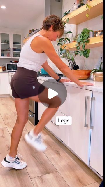 Suzi J on Instagram: "Fun full body workout on the kitchen counter!! You hit all of the right muscles!! Each move 30 seconds 4X’s! Checkout my website for full 20 minute workouts every week! 💪 BeFitSuzi.com #instagram #instagood #fyp #workout #fitnessmotivation #exercise #homeworkout #foryou #strength" Lady Exercise, Busy Mom Workout, Beyond Diet, Stability Exercises, Weight Exercises, Quick Workouts, 20 Minute Workout, Balance Exercises, Bodyweight Workout Beginner