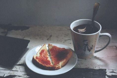 Toast And Tea Aesthetic, Toast Aesthetic, Tea And Toast, Local Milk, Harry's House, Remus Lupin, Tea Bag, Aesthetic Food, Food Photo