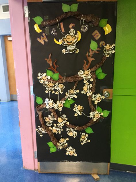 Monkey theme door Jungle Classroom Door, Easter Classroom Door, Safari Theme Classroom, Fall Classroom Door, Safari Crafts, Classroom Tree, Sock Monkey Birthday, Teacher Appreciation Doors, Easter Classroom