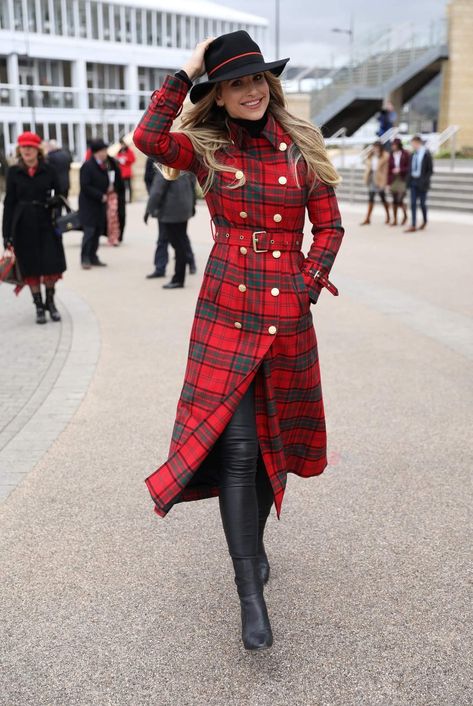 Scottish Fashion Woman, Karo Dress, Scottish Outfit Women, Jade Holland Cooper, Christmas Party Fashion, Vogue Williams, Scottish Clothing, Spring Summer Capsule Wardrobe, Cheltenham Festival