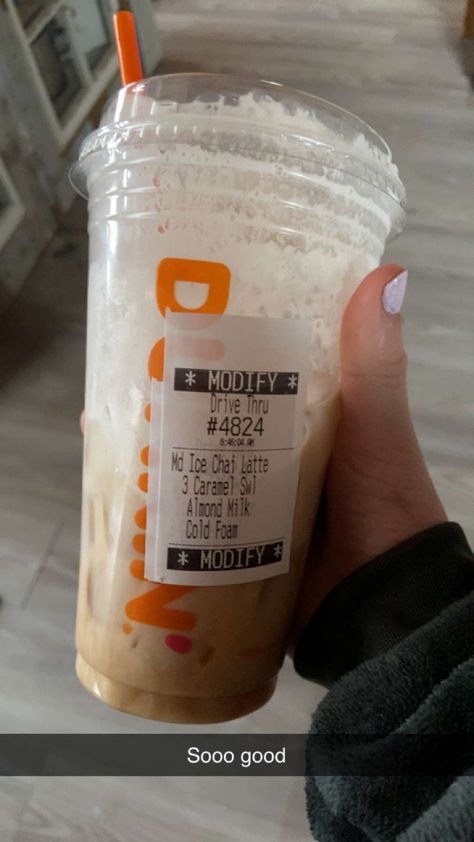 Dunkin Chai Latte Order, Dunkin Orders, Best Dunkin Donuts Drinks, Starbucks Smoothie, Dunkin Donuts Coffee Drinks, Dunkin Drinks, Starbies Drinks, Dunkin Iced Coffee, Dunkin Coffee