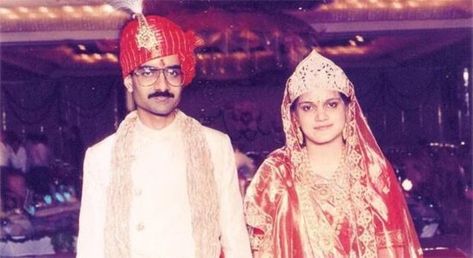 Kumar Mangalam Birla Age, Wife, Children, Biography & More » StarsUnfolded Bollywood Brides, 47th Wedding Anniversary, People Facts, Celebrities Wedding, Neetu Singh, Ankita Lokhande, Raveena Tandon, Bollywood Bridal, Bollywood Masala