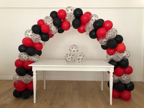 Free Standing Balloon Arch, Balloon Arch Without Stand, Diy Balloon Arch Stand, Make Balloon Arch, Balloon Gate, Decoration Stand, Balloon Arch Diy, Baby Shower Balloon Arch, How To Make Balloon