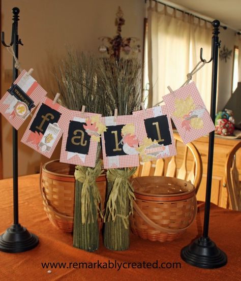 Table Top Banner, Craft Fair Table, Fall Craft Fairs, Wreath Stand, Wreath Hangers, Diy Table Top, Turkey Crafts, Banner Stand, Fall Banner