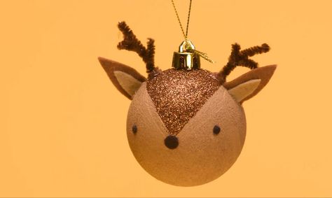 Christmas Diy Ornaments Ideas, Diy Reindeer Ornaments, Diy Decks, Christmas Diy Ornaments, Diy Reindeer, Diy Woodland, Orange Ornaments, Ornaments Ideas, Deer Season