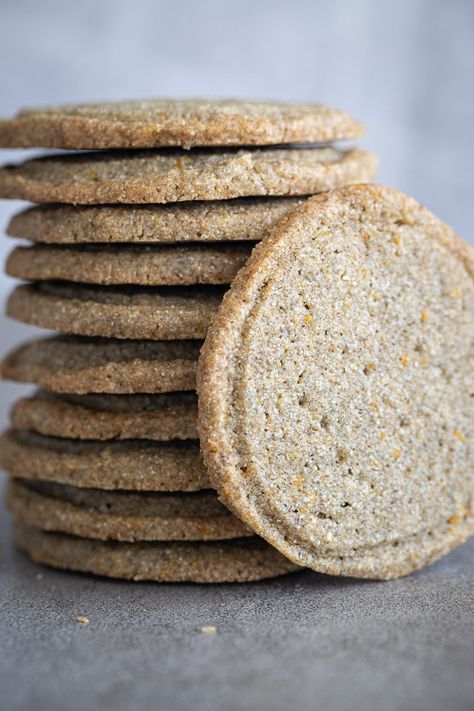 Rye Flatbread Recipe, Rye Biscuits, Recipes Using Rye Flour, Rye Crispbread Recipe, Rye Flour Cookies, Rye Flour Recipes, Rye Cookie, Rye Recipes, Rye Cookies