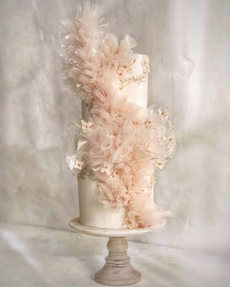 Blush Wedding Cake, Ballerina Wedding, Blush Wedding Cakes, Wafer Paper Cake, Luxury Cake, Modern Cakes, Luxury Wedding Cake, Magic Cake, Amazing Wedding Cakes