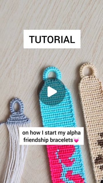 Ways To Tie Friendship Bracelets, Flat Alpha Bracelet Tutorial, How To Do An Alpha Pattern, Alpha Bracelet Triangle Start, Alpha Bracelet Start, How To Make Alpha Bracelets Tutorial, Alpha Pattern Bracelet Tutorial, How To Start A String Bracelet, How To Make Alpha Pattern