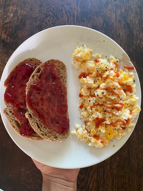 Toast And Jam Breakfast, Instagram Breakfast Pics, Toast And Eggs Breakfast, Breakfast With Rice, Scrambled Egg Sandwich, Toast And Jam, Savoury Breakfast, Rye Sourdough, Healthy Lunch Snacks