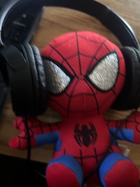 Web Face, Spiderman Girl, Spiderman Gifts, Miles Spiderman, Spiderman Theme, Spiderman 3, Spiderman Movie, Spiderman Pictures, Man Room