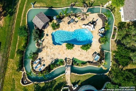 This San Antonio-area home comes with a backyard water park and a 300-foot lazy river Backyard Water Park, Crazy Pool, Backyard Lazy River, Backyard Water Parks, River Pool, Lazy River Pool, Diving Pool, Rock Fountain, Hill Country Homes