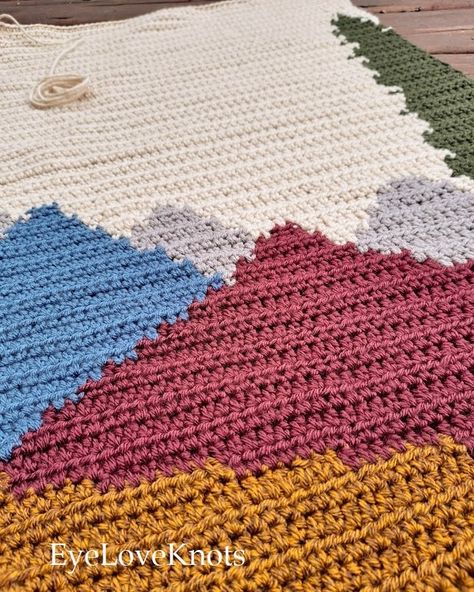 Mountain Landscape Wall Hanging - Crochet Pattern Review - EyeLoveKnots Crochet Mountain Wall Hanging, Crochet Landscape Patterns, National Park Crochet, Crochet Mountain Pattern, Crochet Landscape, Crochet Mountain, Mountain Applique, Crochet Wall Hanging, Mountain Tapestry