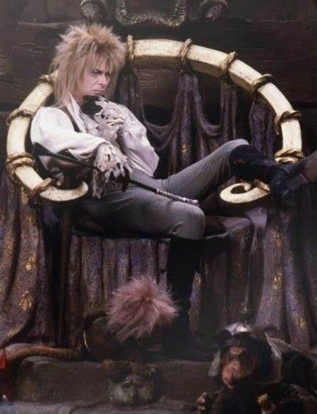 Sitting On Throne, Home Business Office, Labyrinth Jareth, David Bowie Labyrinth, King On Throne, Bowie Labyrinth, Labyrinth 1986, Godfather Movie, Labyrinth Movie