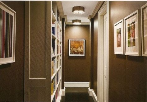 alexa hampton book Brown Hallway Ideas, Dream Hallway, Hampton Interior Design, Brown Hallway, Hampton Interior, Brown Room, Dark Brown Furniture, Hall Colour, Bedroom Dark