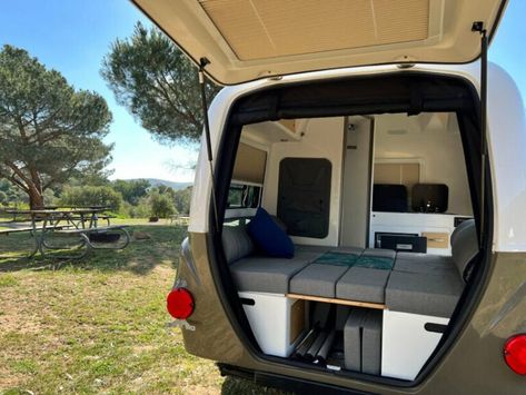 happier camper's HC1 travel trailers with modular components revive retro-modern camping Trailer Layout, Small Travel Trailer, Happier Camper, Light Travel Trailers, Wet Bathroom, Shower And Toilet, Farmers Market Booth, Aluminum Sheet Metal, Studio Floor Plans