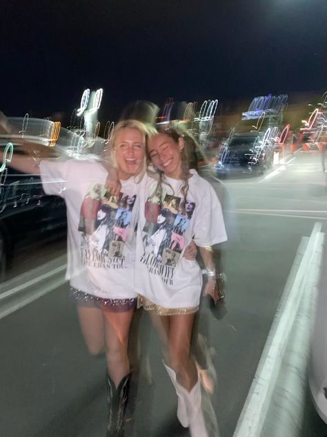 Duo Taylor Swift Concert Outfit, Taylor Swift Outfit Board, Eras Tour Best Friend Outfits, Best Friend Taylor Swift Concert Outfit, Eras Tour Trio Fits, Taylor Swift Concert Aesthetic Eras Tour, Bestie Eras Tour Outfits, Taylor Concert Aesthetic, So Highschool Taylor Swift