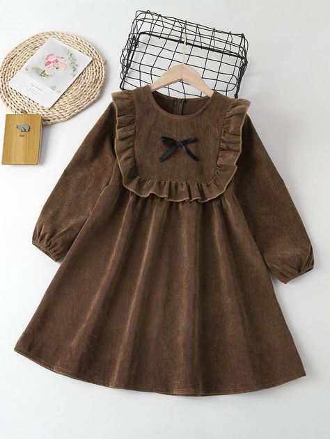 Baby Winter Dress, Dress Anak, Costura Fashion, Kids Garments, Baby Dress Design, Girls Frock Design, Kids Designer Dresses, Muslim Fashion Outfits