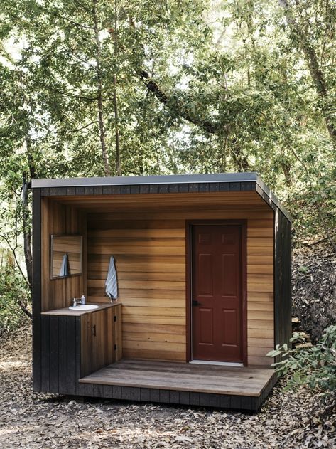 Photo 12 of 19 in This DIY Couple Craft a Tiny Cabin in the Santa Cruz Mountains For Less Than $35K - Dwell Diy Couples Crafts, Outdoor Toilet Ideas, Modern Outhouse, Outdoor Toilet And Shower, Building An Outhouse, Modern Sheds, Outhouse Plans, Outhouse Bathroom, Outside Toilet