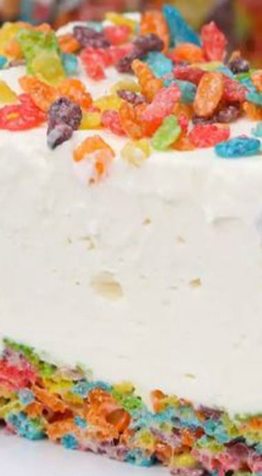 rainbow cereal cheesecake Cereal Cheesecake, Fruity Pebble Cheesecake, Delicious Cheesecake Recipes, Fruity Pebbles, A Piece Of Cake, S'mores, Eyes Closed, Piece Of Cake, Creamy Cheesecake