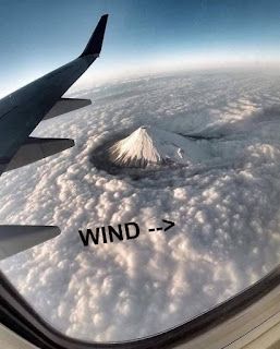 Gunung Fuji, Mount Fuji Japan, Photo Voyage, Mountain Aesthetic, Fuji Mountain, Monte Fuji, Mont Fuji, Winter Sunset, Japan Aesthetic