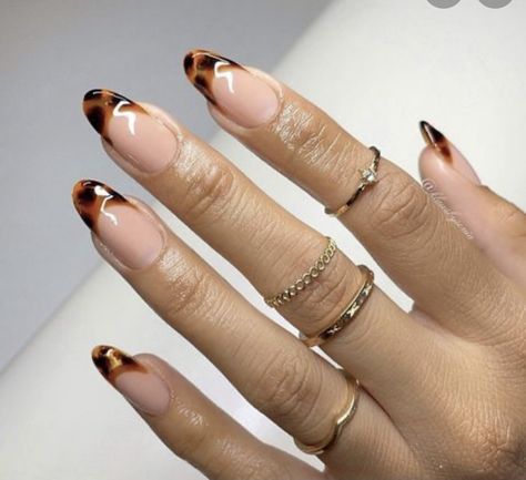 French Manicure Nail Designs, Manicure Nail Designs, French Tip Nail Designs, French Manicure Nails, Classy Acrylic Nails, Minimalist Nails, Fire Nails, French Tip Nails, French Manicure