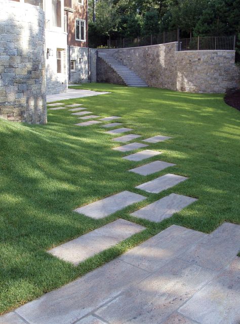 Concrete Path, Garden Pathways, Paving Ideas, Backyard Walkway, Outdoor Space Design, Paved Patio, Garden Steps, Front Lawn, Garden Pathway