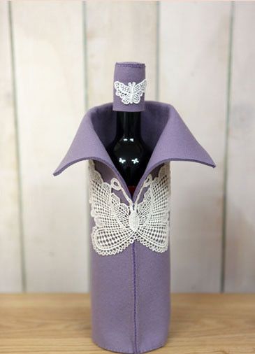 Fabric Wine Bags, Diy Wine Bottle, Bottle Gift Wrapping, Bottle Projects, Wine Bottle Project, Bottle Covers, Wine Craft, Red Wine Bottle, Wine Bottle Covers