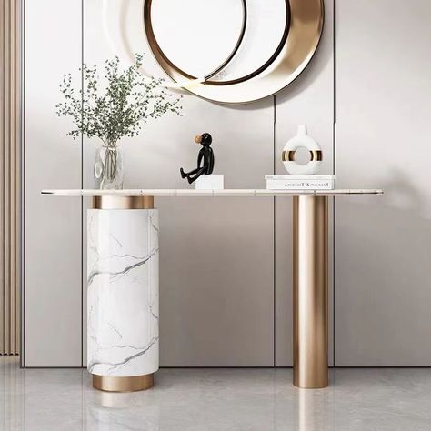 Luxury Console Entrance, How To Decorate Console Table, Console Design Modern, Console Table Decor Ideas, Console Table With Mirror, Entrance Console Table, Console Table Decor, 2023 Decor, Luxury Console Table