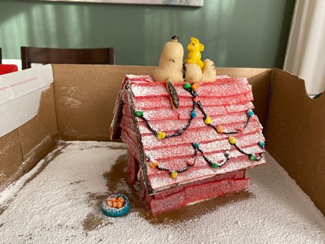 Gingerbread House, Snoopy, Woodstock Gingerbread House, Gingerbread, Snoopy, Cake