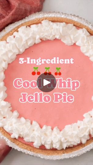 Jello Yogurt Cool Whip Pie, Cool Whip Pies Graham Cracker Crust, Jello Pies With Cool Whip, Pudding Pie With Graham Cracker Crust, Cool Whip Fluff, Jello Pie Cool Whip, Cool Whip Jello, Jello Pudding Pie, Jello And Cool Whip