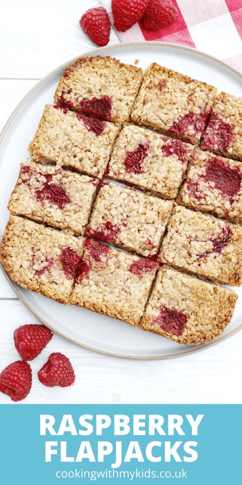 Oat Flapjack Recipes, Apple Flapjack, Easy Flapjacks, Flapjack Recipe, School Cake, Oat Bars, Easy Meals For Kids, Peanut Butter Recipes, Baking With Kids